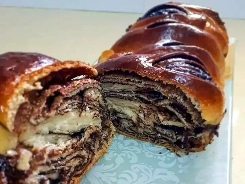 עוגת שמרים שוקולד עסיסית מתכון נדיר