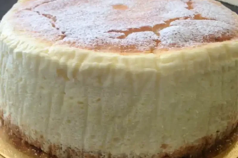 עוגת גבינה אפויה של פעם