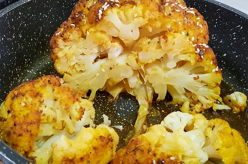 Crispy roasted cauliflower in a pan - כרובית קריספית בתנור