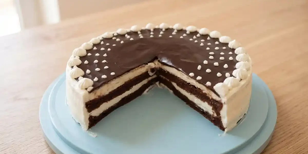 עוגת שכבות קלה להכנה