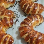 מאפה שמרים במילוי שוקולד